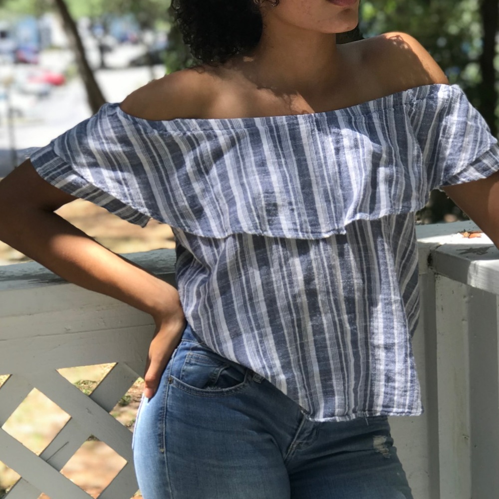 Boho style loose shirt.